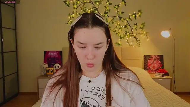 CookyDaisy online show from March 2026 08:40:01 PM