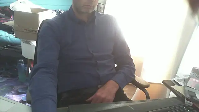 shyfrenchcock1 online show from April 2026 01:51:02 PM