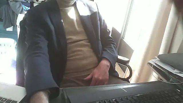 shyfrenchcock1 online show from March 2026 09:31:01 AM