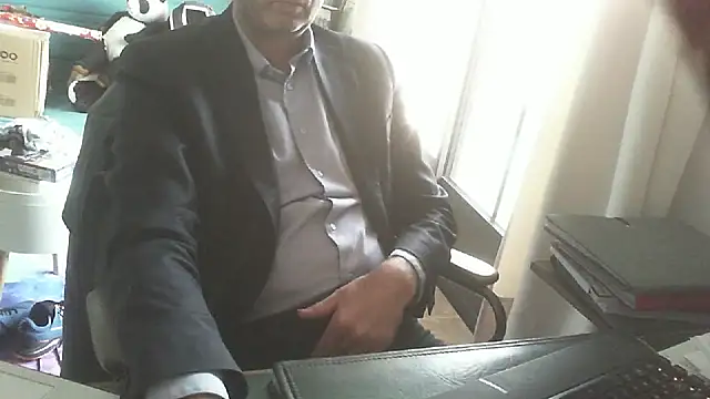 Snapshot of shyfrenchcock1 chatting on December 2025 03:32:02 PM shyfrenchcock1 online show from December 2025 03:32:02 PM