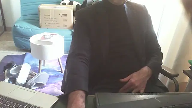 shyfrenchcock1 online show from January 2026 03:05:02 PM