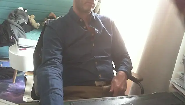 Snapshot of shyfrenchcock1 chatting on October 2025 03:19:02 PM shyfrenchcock1 online show from October 2025 03:19:02 PM