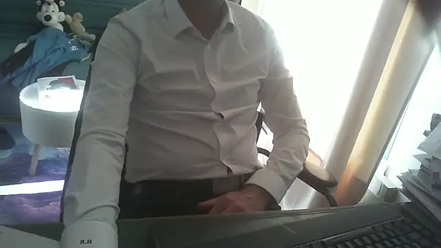 Snapshot of shyfrenchcock1 chatting on November 2025 09:24:01 AM shyfrenchcock1 online show from November 2025 09:24:01 AM