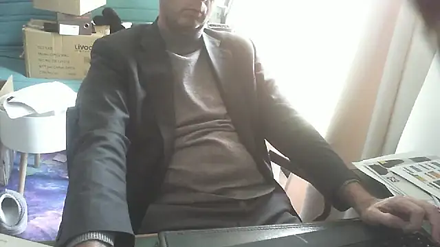 shyfrenchcock1 online show from February 2026 02:39:02 PM