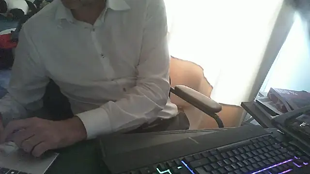 shyfrenchcock1 online show from June 2026 12:57:01 PM