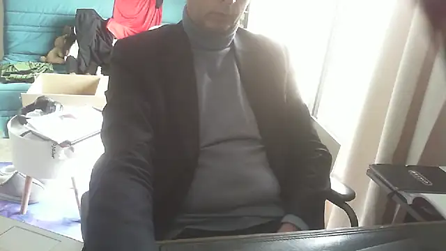 shyfrenchcock1 online show from March 2025 01:10:02 PM