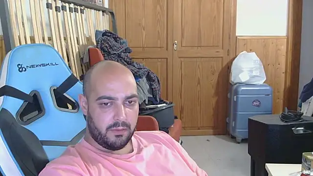 chicomallorca96 online show from April 2026 03:10:02 PM