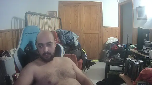 Snapshot of chicomallorca96 chatting on October 2025 02:29:02 PM chicomallorca96 online show from October 2025 02:29:02 PM