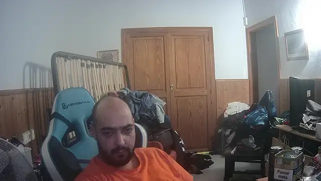 Snapshot of chicomallorca96 chatting on October 2025 02:09:02 PM chicomallorca96 online show from October 2025 02:09:02 PM