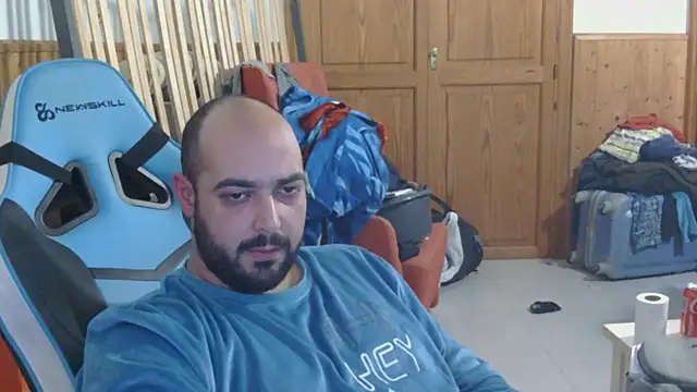 chicomallorca96 online show from February 2026 04:26:01 PM