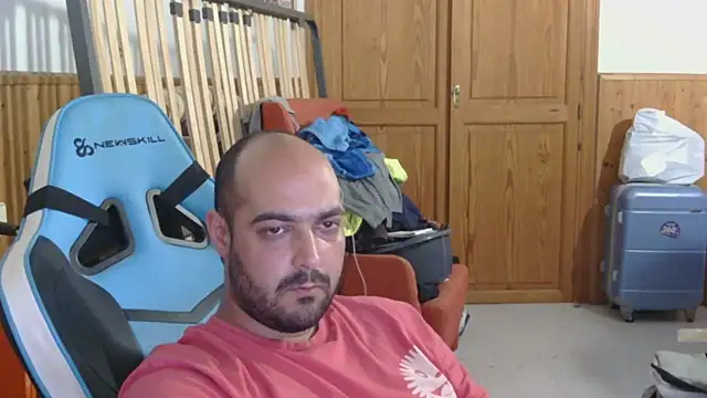 chicomallorca96 online show from April 2026 03:46:02 PM