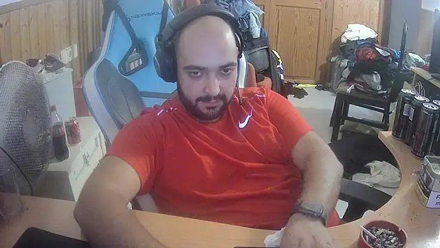 Snapshot of chicomallorca96 chatting on October 2025 05:46:02 PM chicomallorca96 online show from October 2025 05:46:02 PM