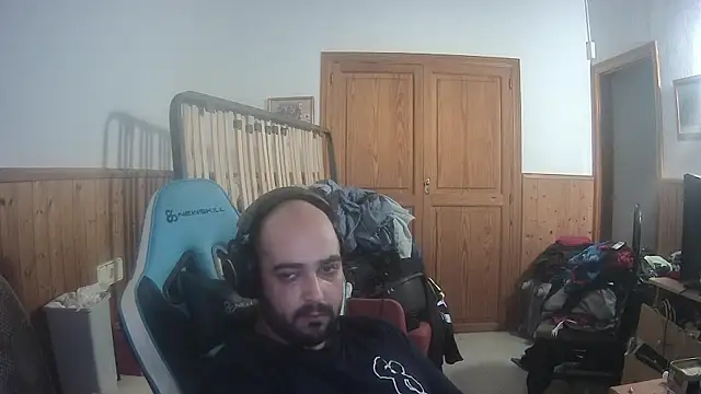 Snapshot of chicomallorca96 chatting on September 2025 03:33:01 PM chicomallorca96 online show from September 2025 03:33:01 PM