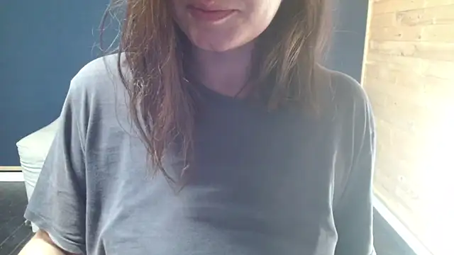Snapshot of NovaBabe21 chatting on September 2025 10:04:01 AM NovaBabe21 online show from September 2025 10:04:01 AM