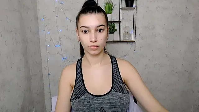 KarolinaRosse  online show from March 2025 06:50:02 AM