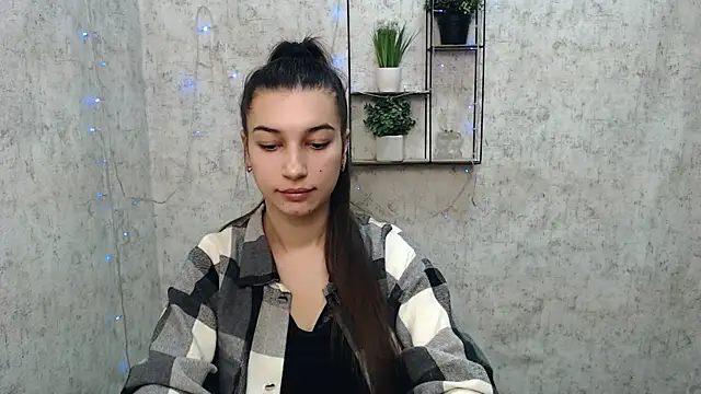 KarolinaRosse  online show from February 2025 10:07:01 AM