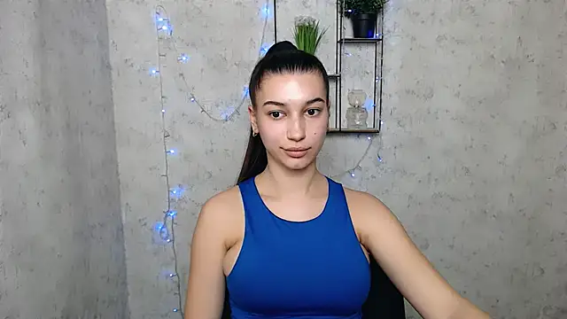 KarolinaRosse  online show from March 2025 09:56:02 AM