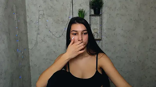 KarolinaRosse  online show from February 2025 10:09:01 AM