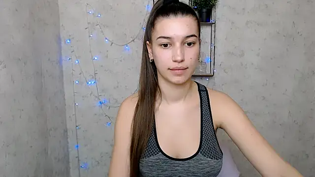 KarolinaRosse  online show from March 2025 01:44:02 PM