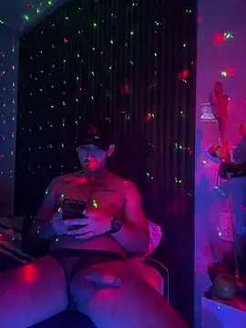 Snapshot of Alexandrei chatting on March 2026 07:57:02 PM Alexandrei online show from March 2026 07:57:02 PM