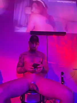 Snapshot of Alexandrei chatting on February 2026 06:41:01 PM Alexandrei online show from February 2026 06:41:01 PM