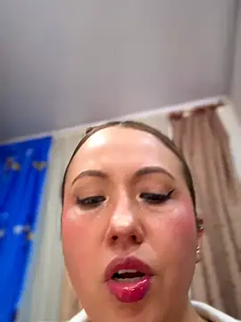 Snapshot of VIOLETA-25_ chatting on July 2026 03:13:01 PM VIOLETA-25 online show from July 2026 03:13:01 PM