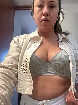 VIOLETA-25  online show from November 2025 11:59:02 AM