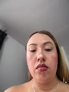 VIOLETA-25  online show from April 2026 03:05:01 PM