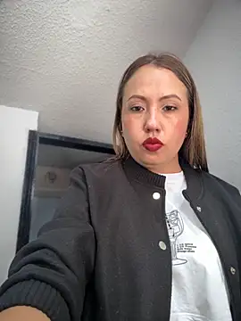 VIOLETA-25  online show from October 2025 02:58:01 PM