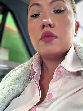 Snapshot of VIOLETA-25_ chatting on January 2026 02:42:02 PM VIOLETA-25 online show from January 2026 02:42:02 PM