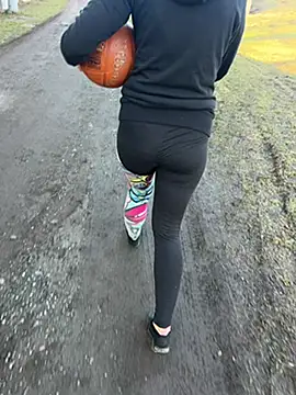 Snapshot of zra_andre chatting on February 2026 02:28:02 PM zra andre online show from February 2026 02:28:02 PM