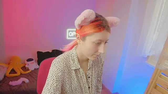 Bloom-fairy online show from March 2026 01:22:01 PM