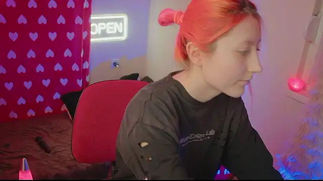 Bloom-fairy online show from February 2026 12:38:01 PM