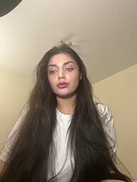 Sweet Khalifa  online show from February 2025 03:39:01 PM