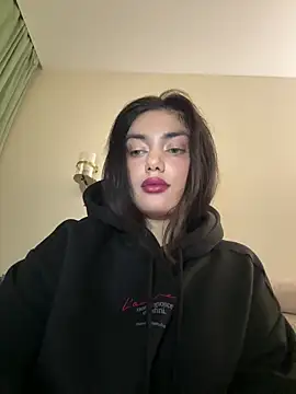 Sweet Khalifa  online show from October 2025 02:36:02 PM