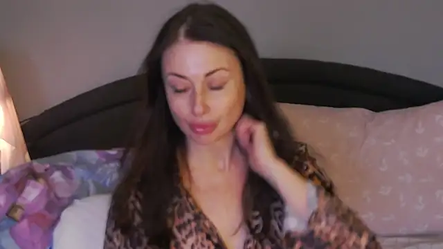 Mia Lovi online show from April 2026 01:26:01 PM