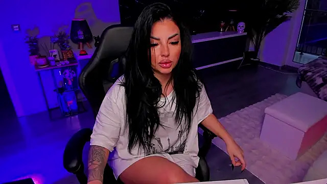 anemarieejolie online show from March 2026 04:19:01 PM