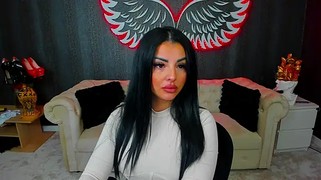 anemarieejolie online show from December 2025 05:03:02 PM