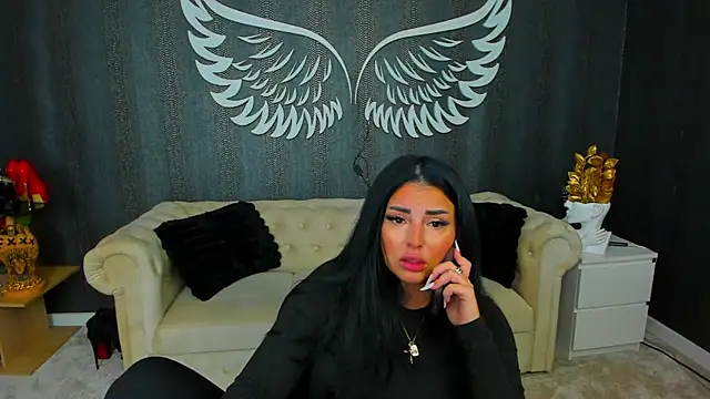 anemarieejolie online show from November 2025 05:39:01 PM