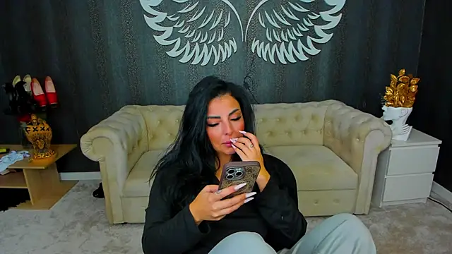 anemarieejolie online show from October 2025 05:23:02 PM