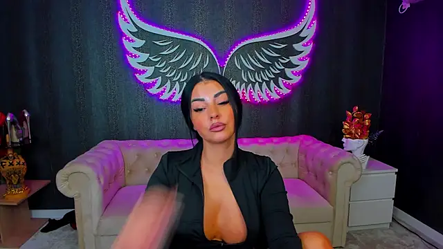 anemarieejolie online show from October 2025 05:58:01 PM