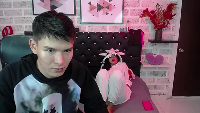 Snapshot of Zafiro_Chizuy chatting on December 2024 03:53:01 AM Zafiro Chizuy online show from December 2024 03:53:01 AM