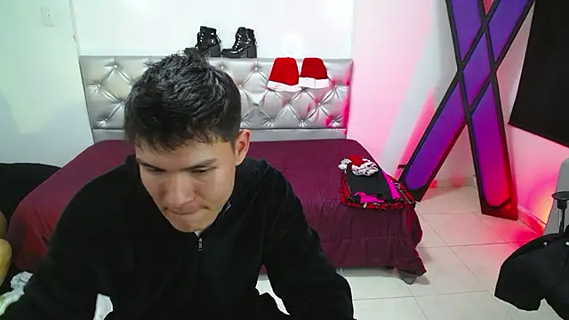 Snapshot of Zafiro_Chizuy chatting on December 2024 06:55:02 AM Zafiro Chizuy online show from December 2024 06:55:02 AM