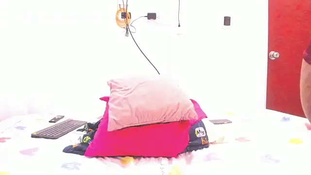 Miranda-brow online show from November 2025 01:53:02 AM