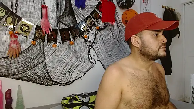 Snapshot of fetish_padrino chatting on October 2025 08:11:02 PM fetish padrino online show from October 2025 08:11:02 PM