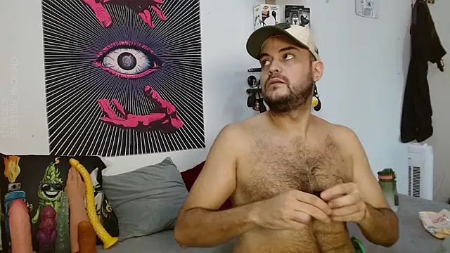 Snapshot of fetish_padrino chatting on September 2025 09:07:01 PM fetish padrino online show from September 2025 09:07:01 PM