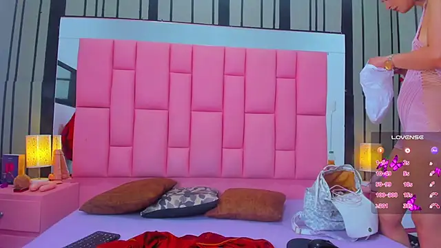 Snapshot of Ashleimoss chatting on January 2025 11:55:01 AM Ashleimoss online show from January 2025 11:55:01 AM