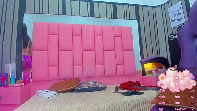 Snapshot of Ashleimoss chatting on March 2025 02:44:02 PM Ashleimoss online show from March 2025 02:44:02 PM