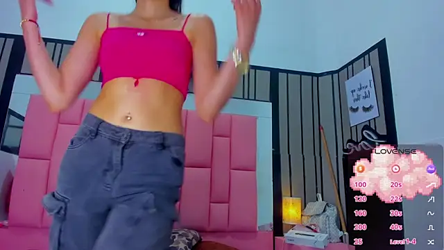 Snapshot of Ashleimoss chatting on February 2025 11:31:01 AM Ashleimoss online show from February 2025 11:31:01 AM