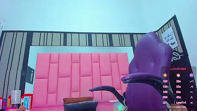 Snapshot of Ashleimoss chatting on March 2025 02:30:02 PM Ashleimoss online show from March 2025 02:30:02 PM